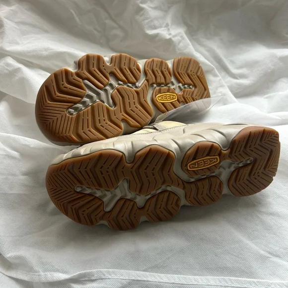 Keen Men's Tan Slip-On Sneakers - Picture 6 of 6